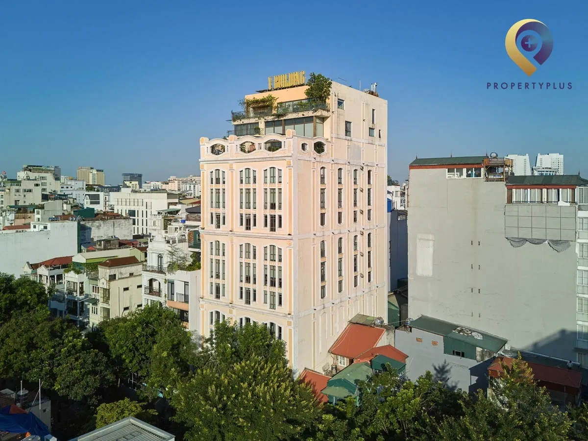 Toàn cảnh tòa nhà V-Building nhìn từ trên cao tại quận Hai Bà Trưng, Hà Nội.